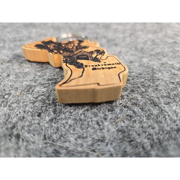 Vintage Keychain Frankenmuth Michigan Wood Magnet State Shape - Picture 2 of 5